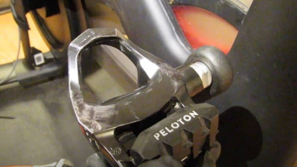 peloton squeaky pedals